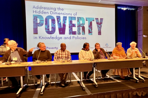 La délégation conduite par ATD Quart Monde répète sa présentation de la recherche sur les dimensions cachées de la pauvreté